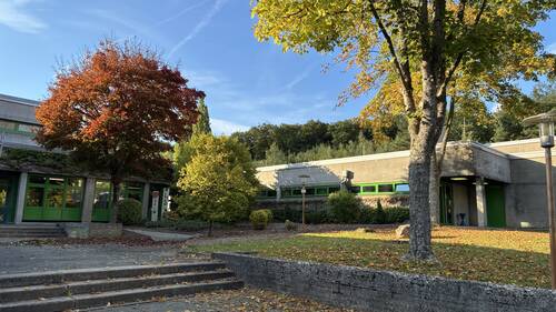 Grundschule Vordereingang