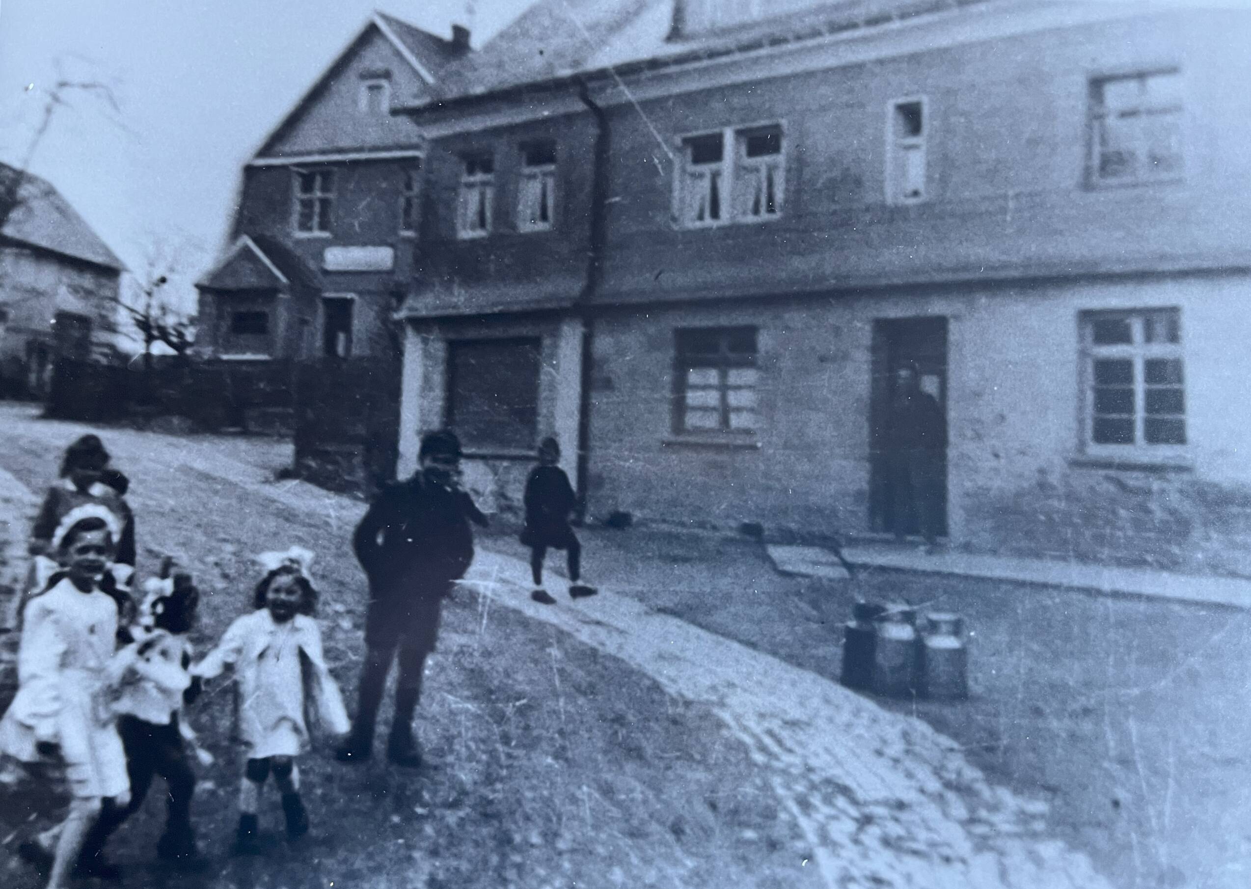 Schuhhaus Fuchs, Deynet